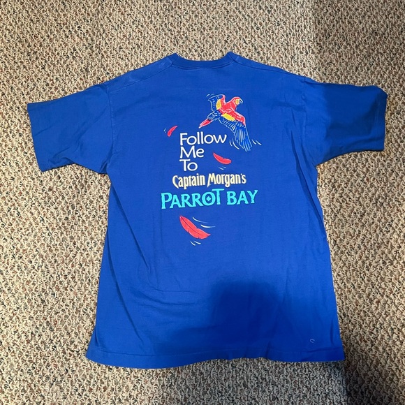 Vintage Captain Morgan Parrot Bay Shirt - Picture 3 of 3